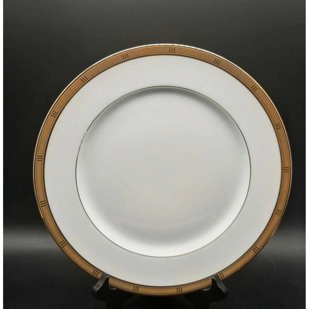 Bernardaud Limoges Roulette Gold Encrusted Dinner Plates Set of 4 France White‎